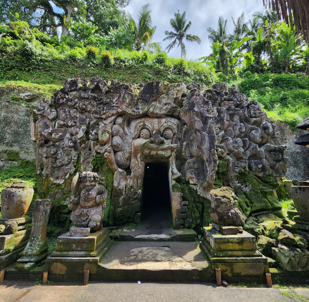 Goa Lawah Temple1